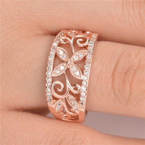 Jewelry - New Rose Gold Filled White Sapphire Ring
